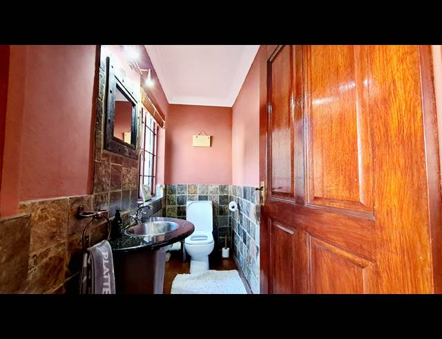 4 BEDROOM HOUSE FOR SALE IN LEEUWFONTEIN ESTATE